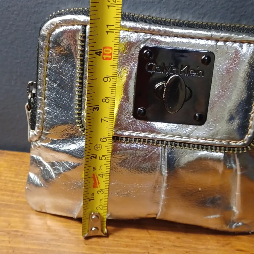 Calvin  Klein  wallet - Picture 6 of 16
